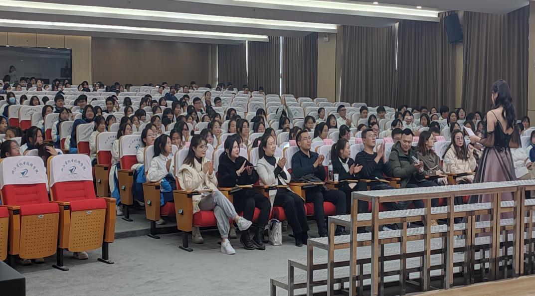 d9c6c9c226aaac2312ac9bf37a4d8e1