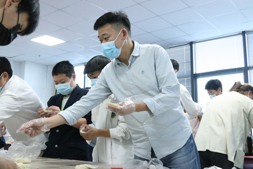 【尋】清明(míng) 【憶】清明(míng) 【品】清明(míng) ——現(xiàn)代制(zhì)造系組織開(kāi)展系列清明(míng)節主題教育活動